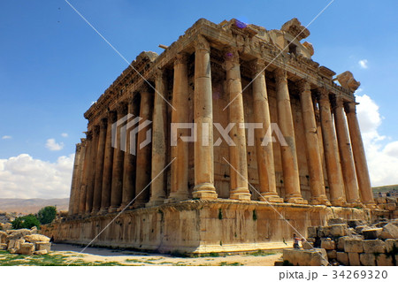 レバノンの世界遺産　バールベック 34269320