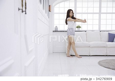 リビングルーム ショーツ 半ズボン 34276909