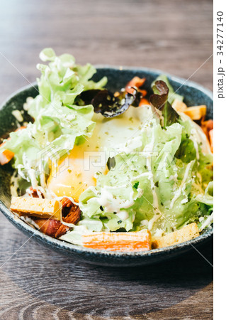 Caesar salad 34277140