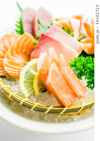 Mixed sashimi set 34282723