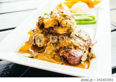Grilled beef meat steak 34283393