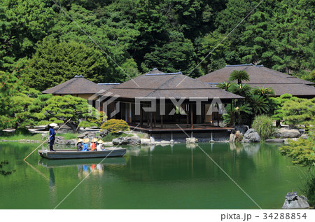 栗林公園、南湖周遊の和船と掬月亭 34288854