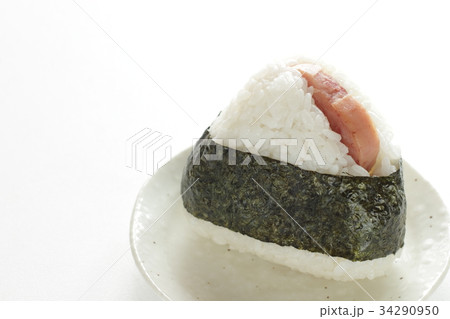 スパムおにぎりの写真素材