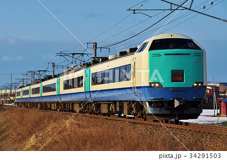信越本線を走る快速くびき野（485系3000番台） 34291503