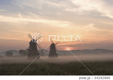 仁川 インチョン 日の出 34292860