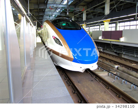 北陸新幹線　かがやき　金沢駅（４） 34298110