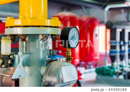 Closeup of manometer, pipes 34300169