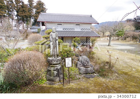 信州の文化財 守屋貞治の祖父 守屋貞七の延命地蔵尊像 全景(長野県中川村浄蓮寺) 信州の文化財 守屋貞治の祖父 守屋貞七の延命地蔵尊像 全景(長野県中川村浄蓮寺) 34300712
