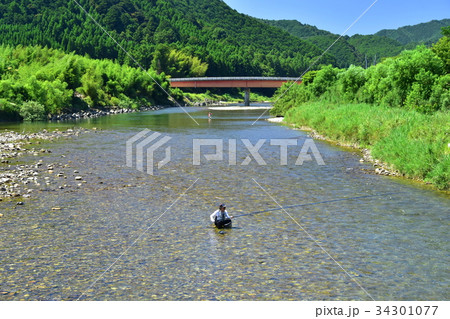 和歌山県　古座川の景色 34301077