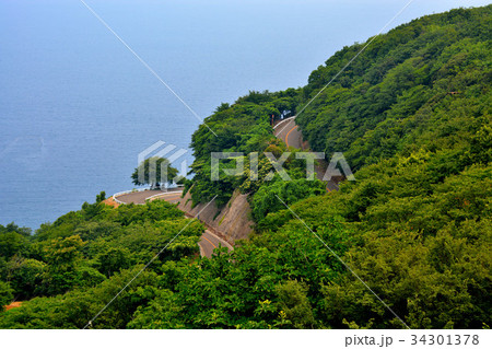 三方五湖　山頂公園から見下ろす三方五湖レインボーライン（２） 34301378