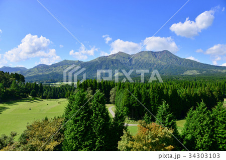 阿蘇　月廻り公園からの眺め 34303103