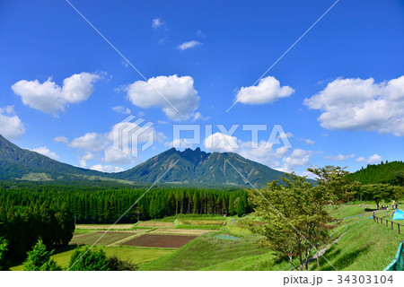 阿蘇　月廻り公園からの眺め 34303104