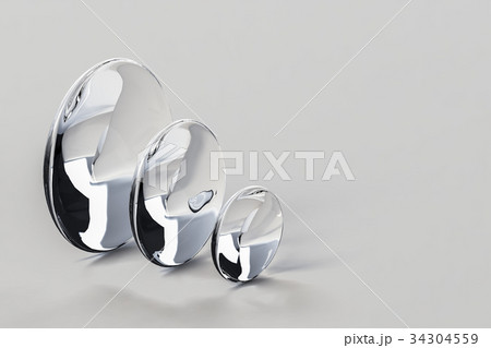 3つの凸レンズのイラストCG 3つの凸レンズのイラストCG 34304559