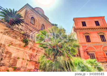 Chiesa San Cataldo in Piazza Bellini. Palermo, 34309585