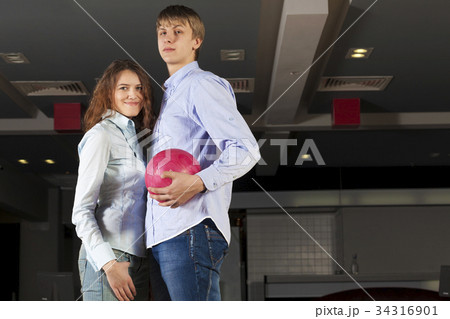 Weekend at bowling 34316901
