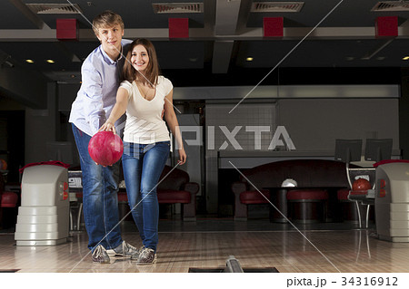 Weekend at bowling Weekend at bowling 34316912