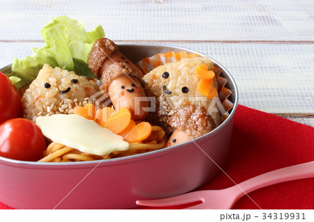 栗とどんぐりのお弁当 栗とどんぐりのお弁当 34319931