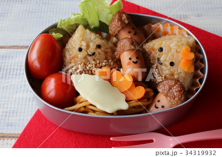 栗とどんぐりのお弁当 34319932