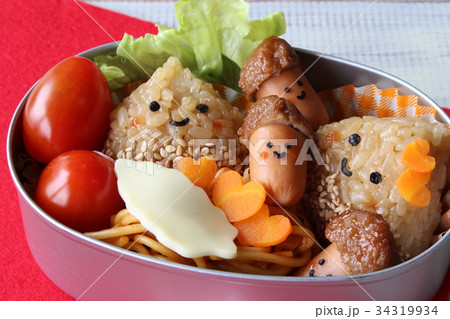 栗とどんぐりのお弁当 34319934