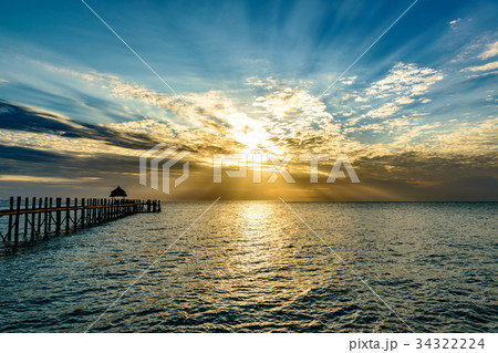 ザンジバルのサンセット(タンザニア、ザンジバル) 34322224