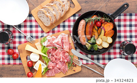 スキレット 料理 真俯瞰 スキレット 料理 真俯瞰 34324823