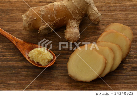 ショウガ　木目背景 34340922