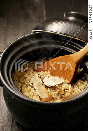 松茸ご飯 34341080