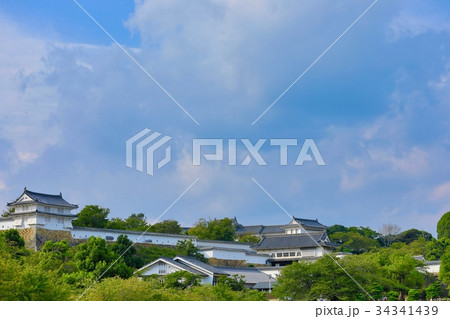 秋の姫路城(兵庫県) 秋の姫路城(兵庫県) 34341439