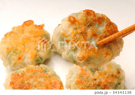 中華料理 点心 にら饅頭 中華料理 点心 にら饅頭 34343136