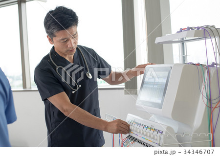 整体 患者 整体師 マッサージ 医療 イメージ 34346707