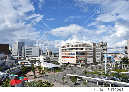 テラスモールから見た辻堂駅北口の写真素材