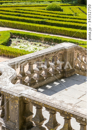 neat Park with topiary plants smooth lines 34352750