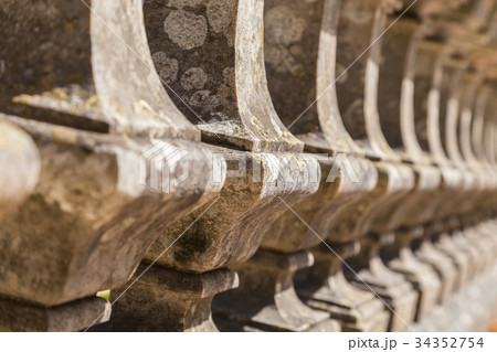 detail balustrade with column 34352754