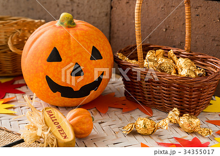 ハロウィン カボチャ お菓子 おもちゃカボチャ ハロウィーンイメージ ハロウィン カボチャ お菓子 おもちゃカボチャ ハロウィーンイメージ 34355017