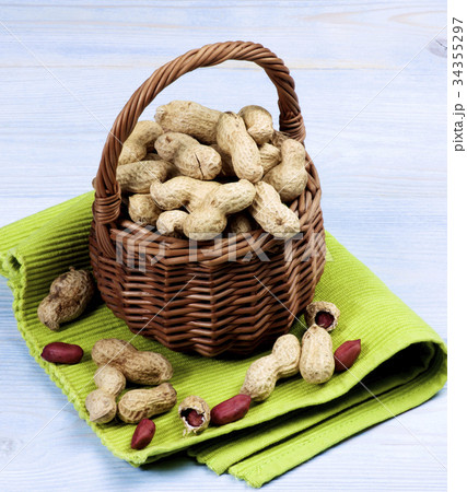 Peanuts with Nutshell Peanuts with Nutshell 34355297