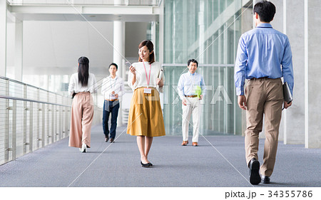 ビジネスウーマン 34355786