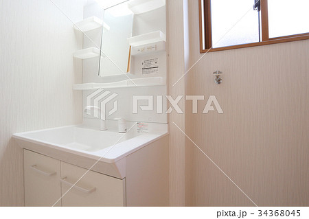 新築住宅 シャワー付洗面化粧台 34368045