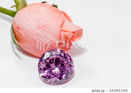 The Purple Amethys gemstones shine light pendant The Purple Amethys gemstones shine light pendant 34381593