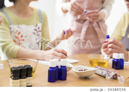 習い事 アロマテラピー 習い事 アロマテラピー 34386556