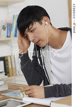 男 男性 男の子 34388624