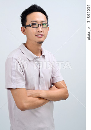 Portrait of casual Asian man 34392036