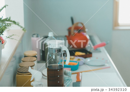 housewife 34392310