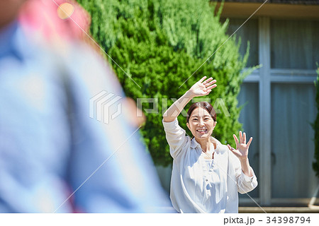 小学校 グラウンド 下校 34398794