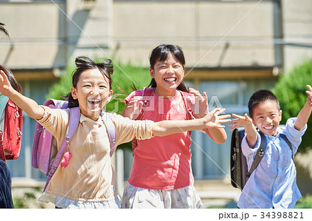 小学校 グラウンド 下校 小学校 グラウンド 下校 34398821