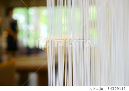 三輪ソーメン天日干し５（室内） 34399115