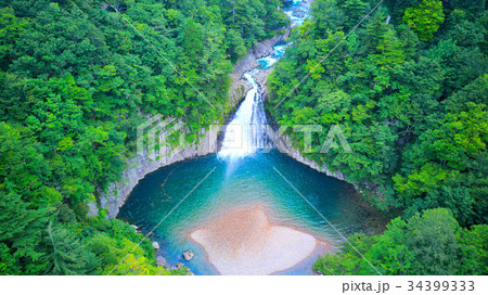 日本の滝百選「法体の滝」　秋田県由利本荘市 34399333