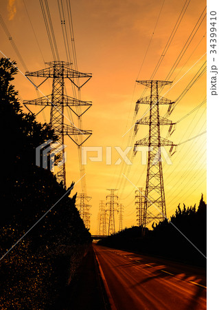 送電線 送電線 34399410