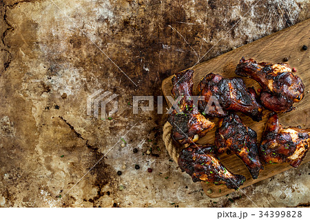 BBQ chicken wings 34399828