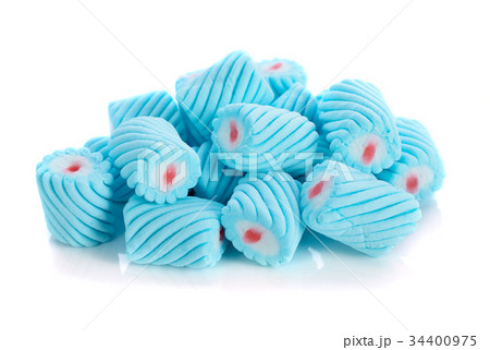 marshmallow isolated on white background 34400975