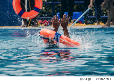 victim drowning victim drowning 34402764
